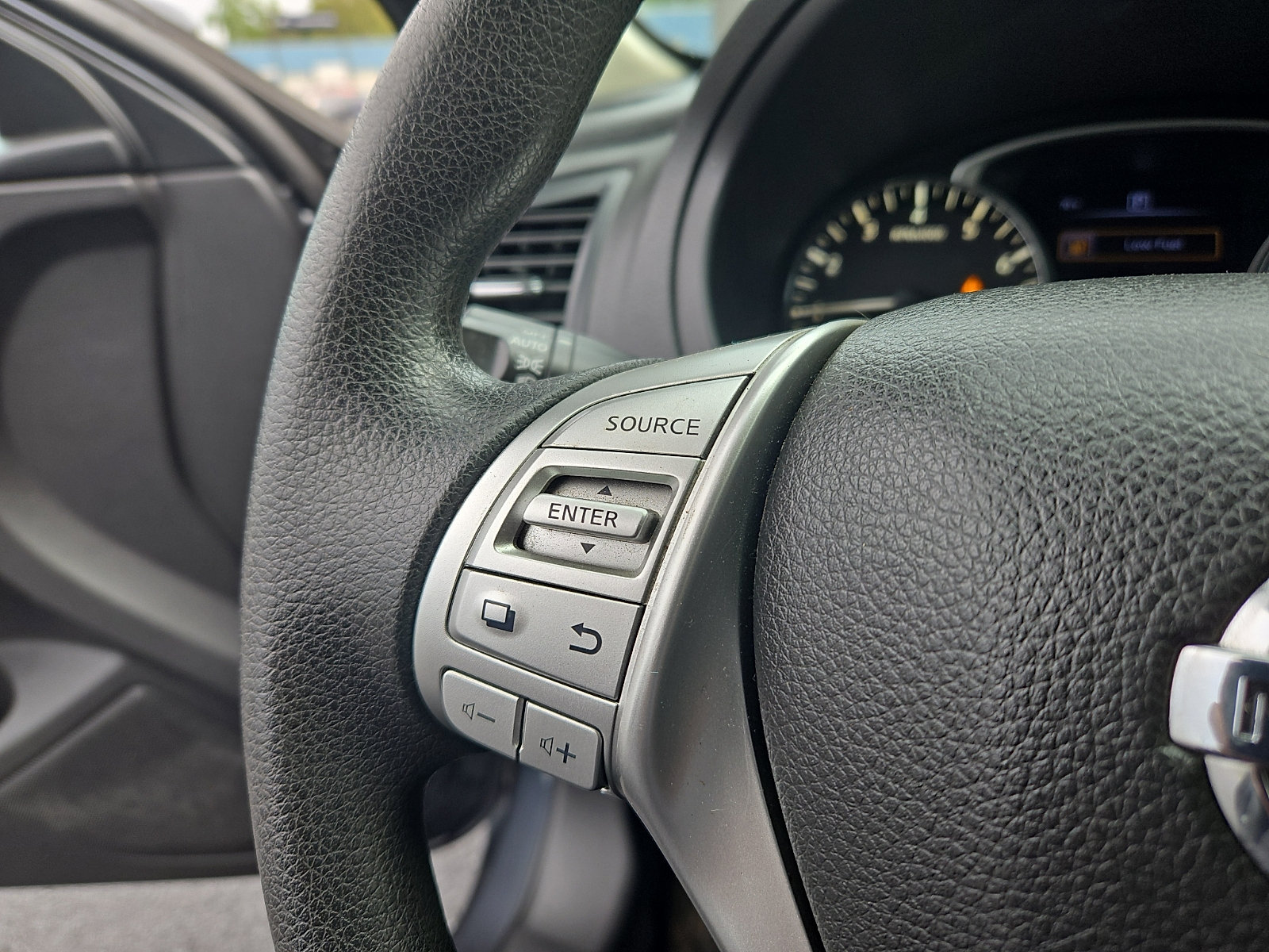 Used 2017 Nissan Altima 2.5 S w/ Power Driver Seat Package FWD image 18