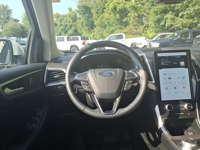 Used 2024 Ford Edge SEL w/ Convenience Package AWD/4WD image 19