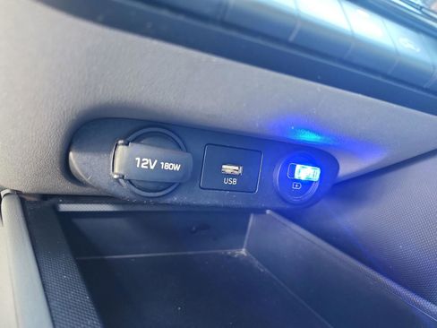 Used 2021 Hyundai Elantra SEL image 29