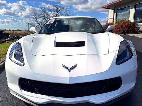Used 2019 Chevrolet Corvette Grand Sport image 2