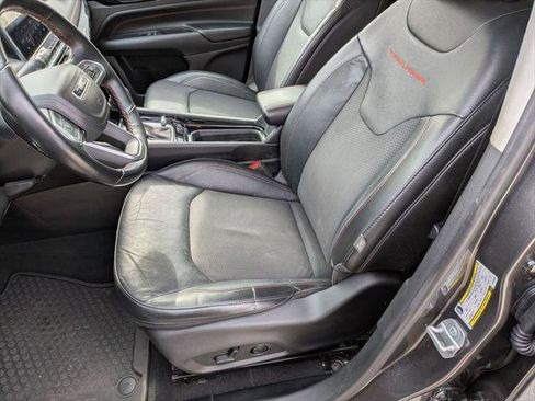 Certified 2022 Jeep Compass Trailhawk w/ Sun and Sound Group AWD/4WD image 23