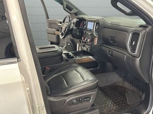 Used 2019 Chevrolet Silverado 1500 High Country w/ High Country Premium Package image 31