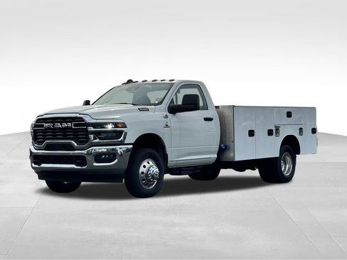 New 2026 RAM 3500 Tradesman w/ Chrome Appearance Group AWD/4WD image 3