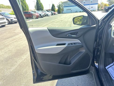 Certified 2024 Chevrolet Equinox LS w/ LS Convenience Package image 21