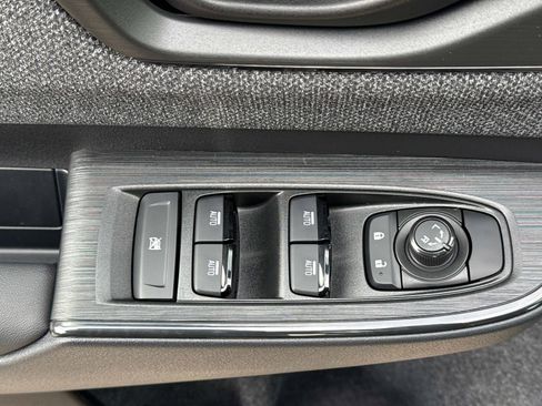 New 2026 Subaru Outback Premium w/ Premium/Limited Package 2 AWD/4WD image 22