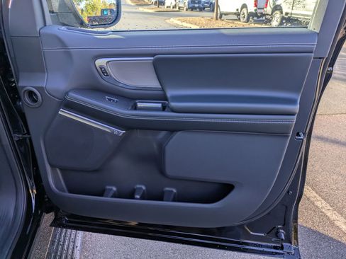 New 2025 Ford Expedition Max Platinum w/ Driver's Package image 38