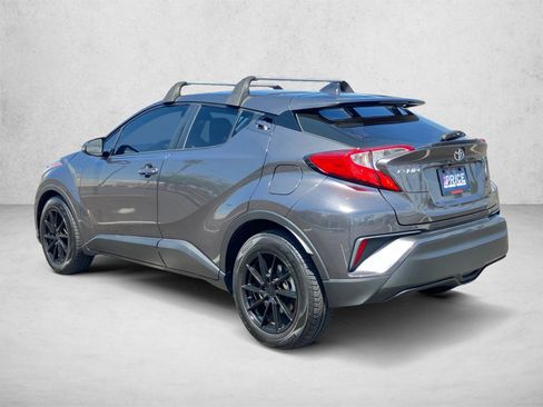 Used 2021 Toyota C-HR LE FWD image 7