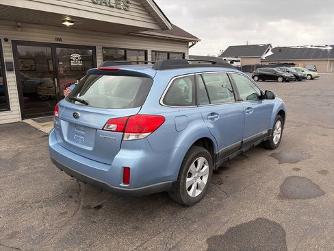 Used 2012 Subaru Outback 2.5i w/ Alloy Wheel Pkg image 2