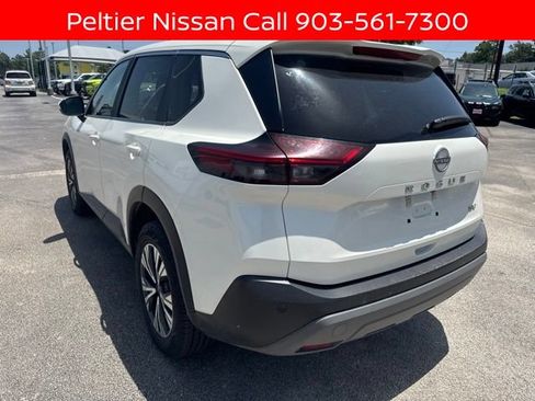 Certified 2023 Nissan Rogue SV FWD image 5