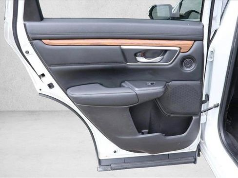 Used 2020 Honda CR-V Touring image 23