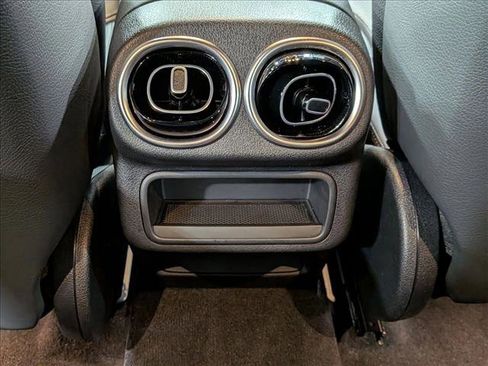 Used 2026 Mercedes-Benz GLC 300 GLC 300 image 16