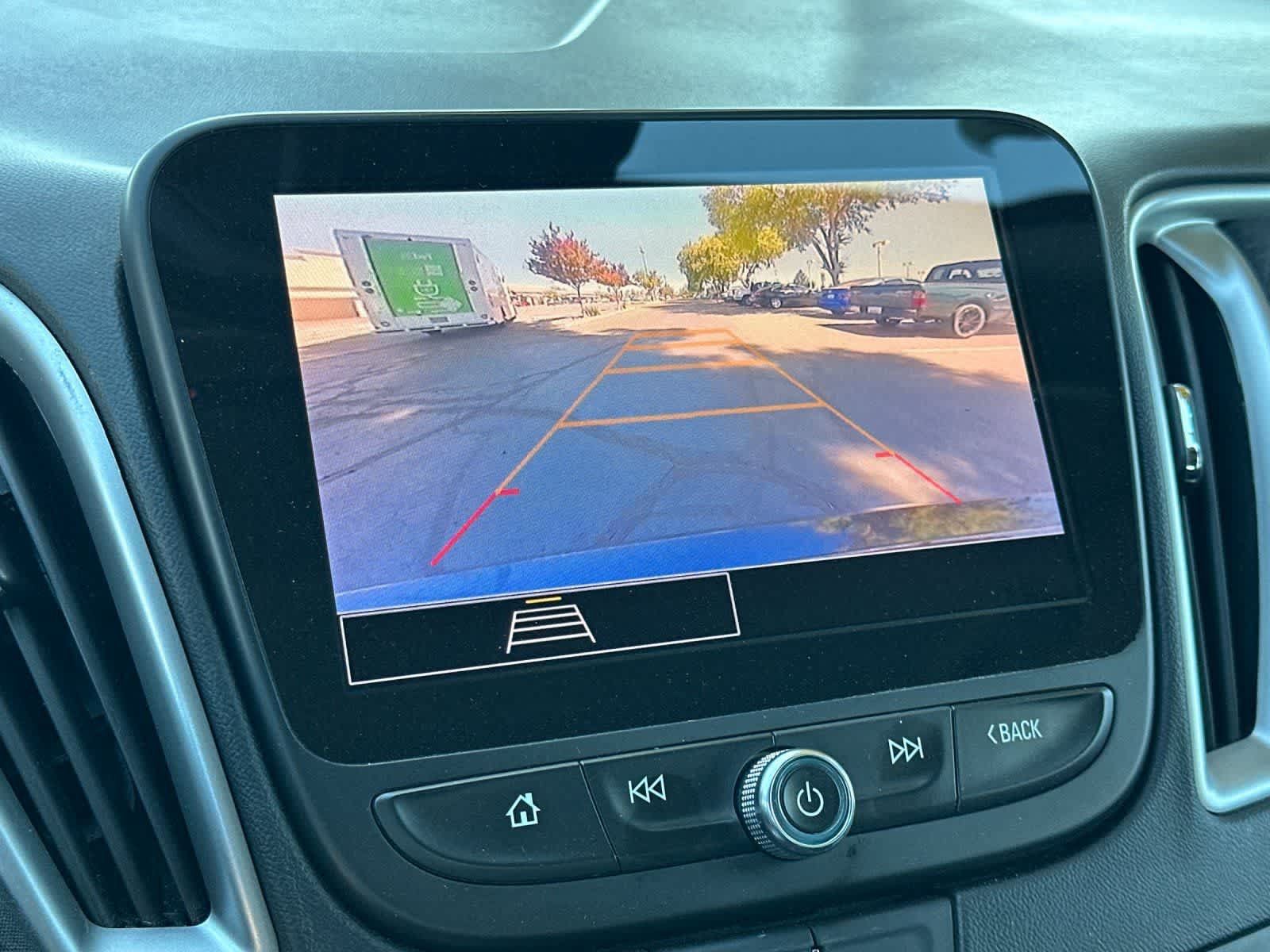 Used 2023 Chevrolet Malibu LT FWD image 19
