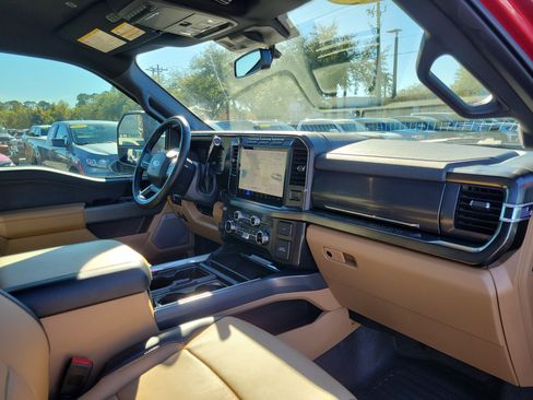 Used 2024 Ford F250 Lariat w/ Sport Appearance Package image 28