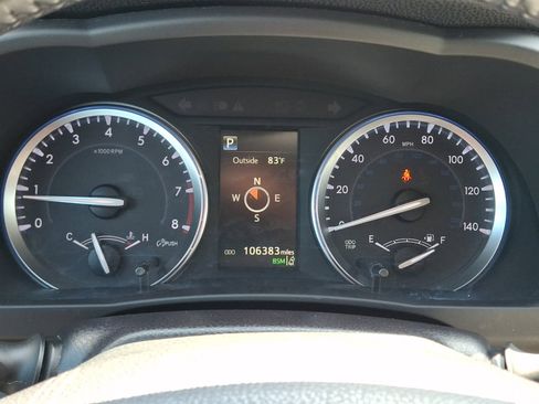 Used 2018 Toyota Highlander XLE AWD/4WD image 23