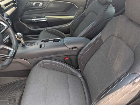 Used 2025 Ford Mustang GT RWD image 13