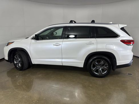 Used 2018 Toyota Highlander Limited Platinum AWD/4WD image 13