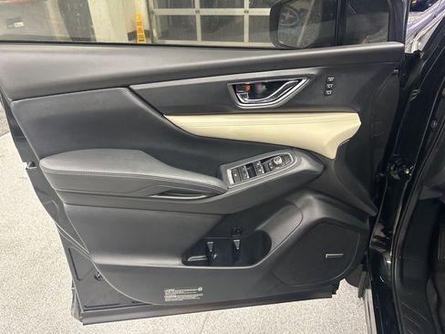 Used 2022 Subaru Ascent Limited w/ Technology Package image 17