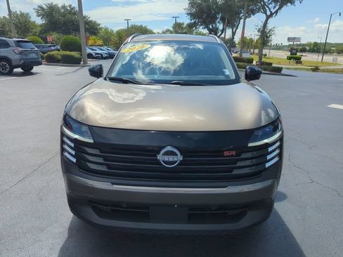 Used 2026 Nissan Kicks SR FWD image 15