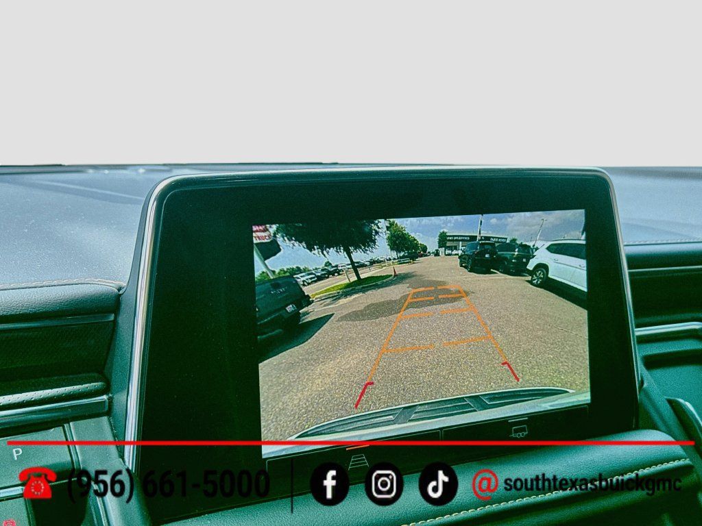 Used 2023 GMC Yukon XL AT4 AWD/4WD image 19