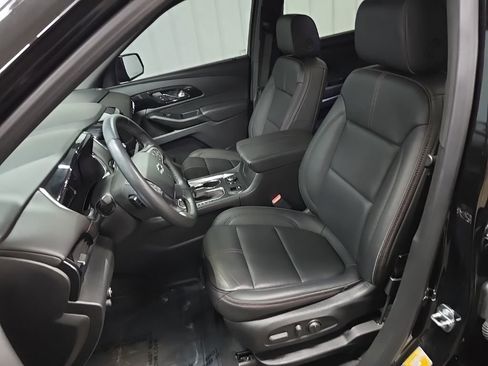 Used 2023 Chevrolet Traverse RS AWD/4WD image 29