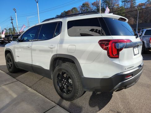 Used 2022 GMC Acadia AT4 w/ Technology Package image 7
