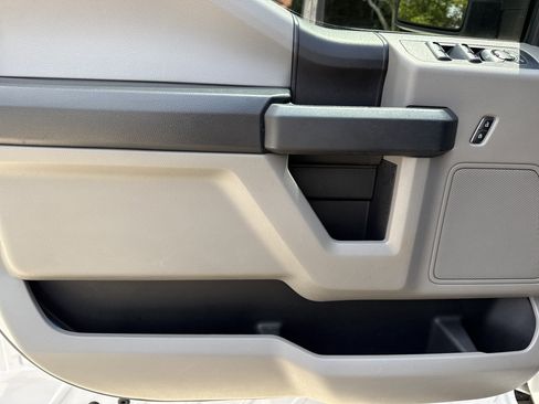 Used 2018 Ford F150 XL w/ Equipment Group 101A Mid AWD/4WD image 10