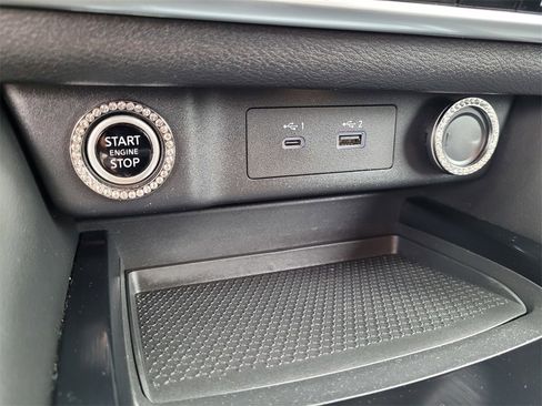 Used 2021 Nissan Rogue SL w/ Premium Package image 19