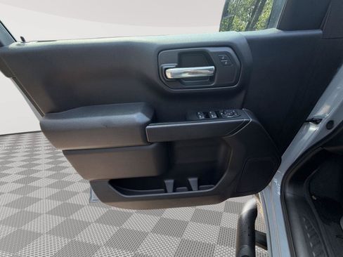 Used 2024 Chevrolet Silverado 1500 Custom w/ Turbomax Blackout Package RWD image 21