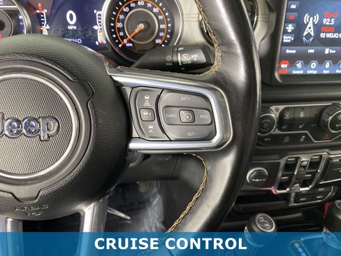 Used 2021 Jeep Gladiator Overland image 24