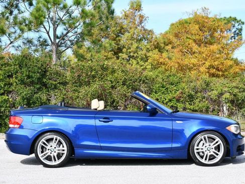 Used 2013 BMW 135i Convertible image 38
