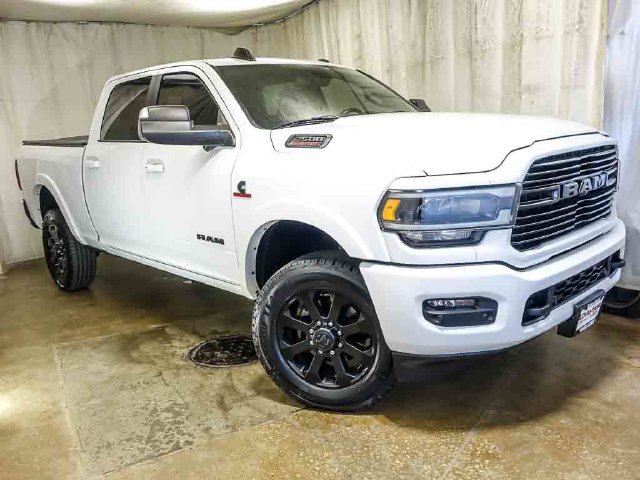 Used 2020 RAM 2500 Laramie w/ Night Edition AWD/4WD image 2