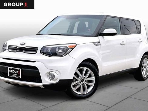 Used 2017 Kia Soul + w/ UVO Package image 1
