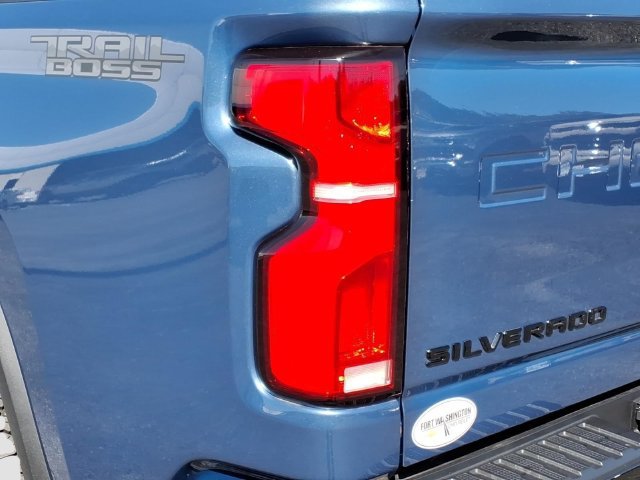 Used 2025 Chevrolet Silverado 2500 LT w/ Trail Boss Package AWD/4WD image 11