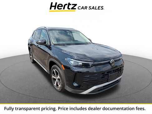 Used 2026 Volkswagen Tiguan SE AWD/4WD image 1