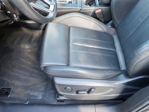Used 2018 Audi Q5 Prestige w/ Prestige Package AWD/4WD image 16
