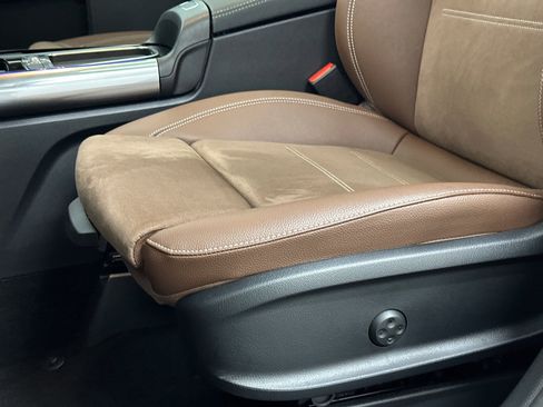 Used 2026 Mercedes-Benz GLA 250 4MATIC image 16