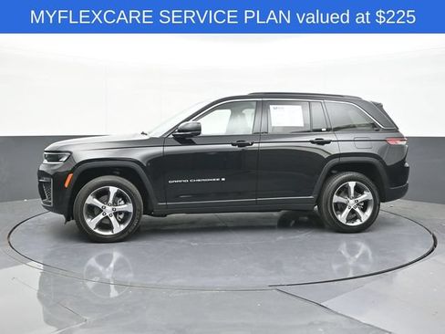 Used 2026 Jeep Grand Cherokee Limited w/ Luxury Tech Group II AWD/4WD image 8