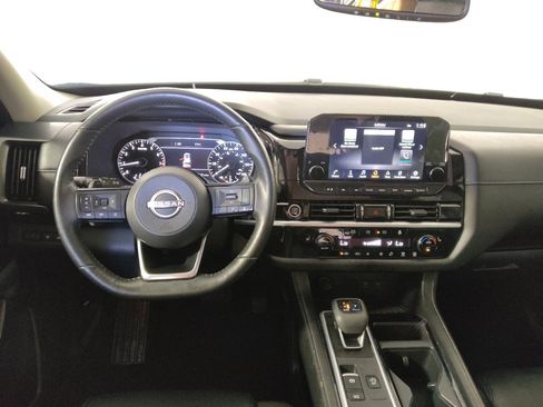 Used 2022 Nissan Pathfinder SL w/ SL Black Package AWD/4WD image 22