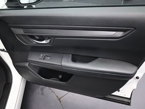 Certified 2025 Honda CR-V LX image 28