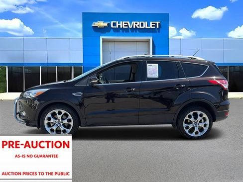 Used 2013 Ford Escape Titanium w/ Class II Trailer Tow Pkg FWD image 6
