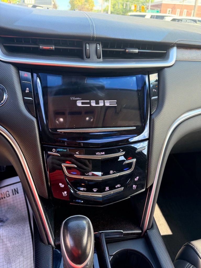 Used 2018 Cadillac XTS Luxury AWD/4WD image 14