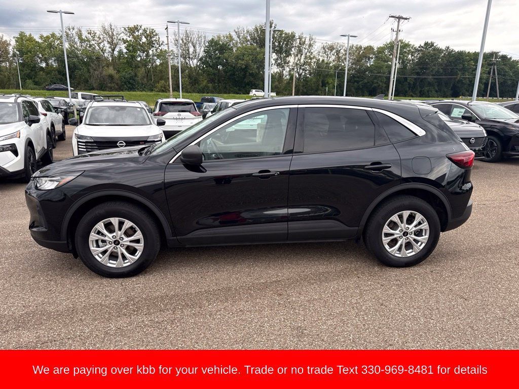 Used 2024 Ford Escape Active AWD/4WD image 4