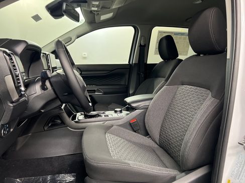 New 2025 Ford Ranger XLT w/ Equipment Group 301A High image 27