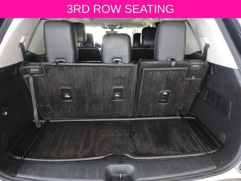 Used 2024 Nissan Pathfinder Platinum FWD image 19