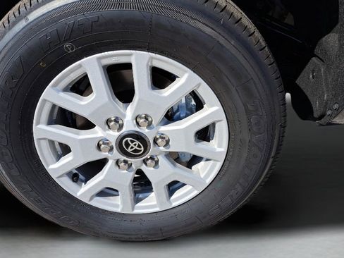 Used 2026 Toyota Tacoma SR image 10