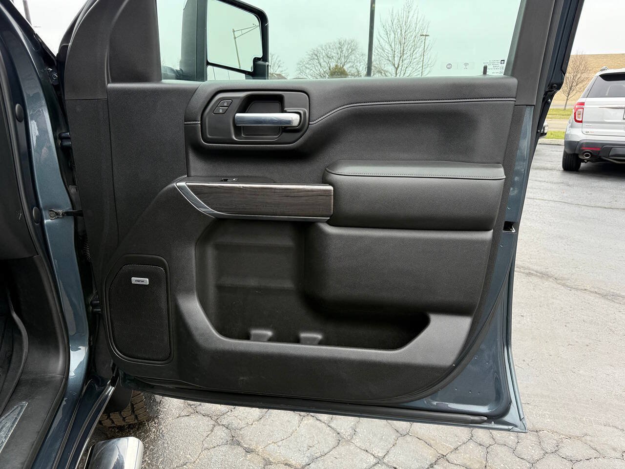 Used 2020 Chevrolet Silverado 2500 LTZ w/ LTZ Premium Package AWD/4WD image 27