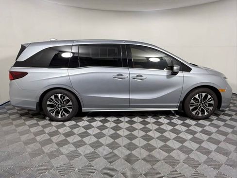 Used 2026 Honda Odyssey Elite image 6