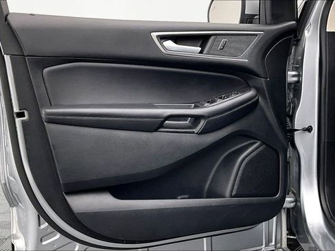 Certified 2024 Ford Edge SEL w/ Convenience Package AWD/4WD image 23