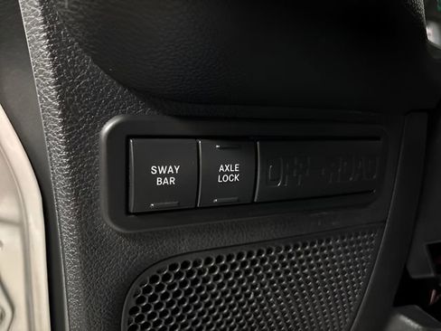 Used 2012 Jeep Wrangler Rubicon image 26