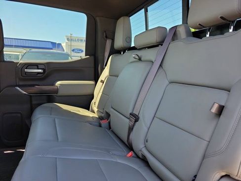 Used 2021 GMC Sierra 1500 SLT w/ SLT Premium Package RWD image 19